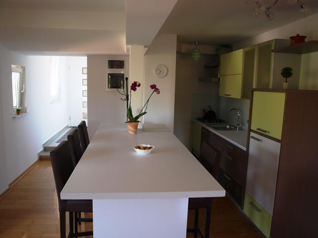 Apartment Kaj-Lux *